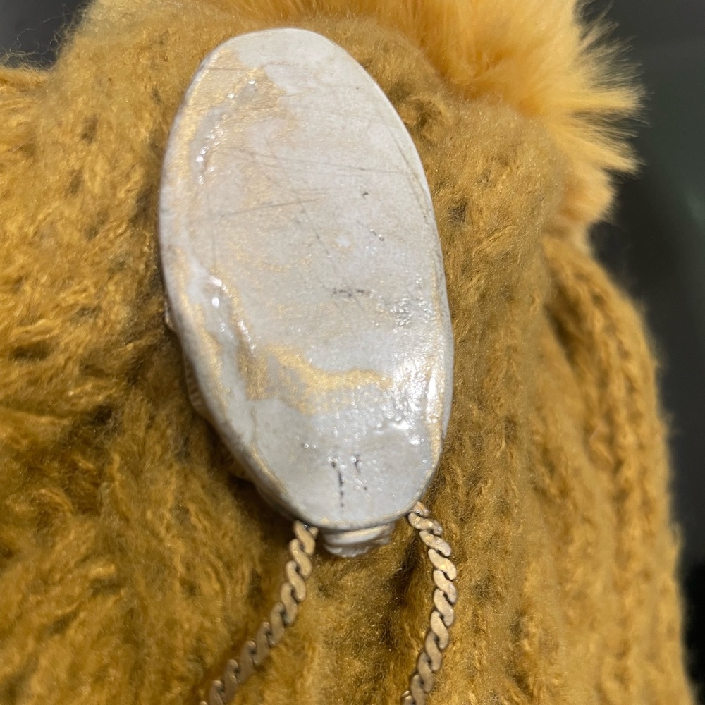 Adina Mills Mini 2025 Collection STONE UNKNOWN Gold and Cream Pendant Necklace - Picture 5 of 5